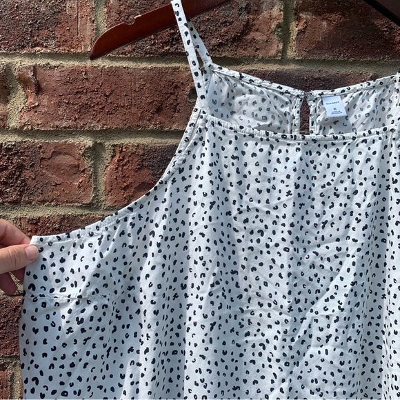 • [Old Navy] High Neck Dotted Top • - Picture 4 of 12